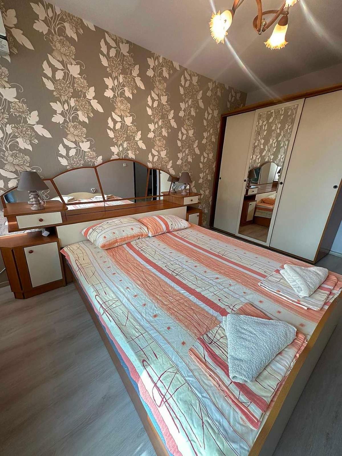 Lux Apartment Sisi Burgas Esterno foto